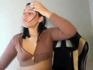 amberandliamrs's live room