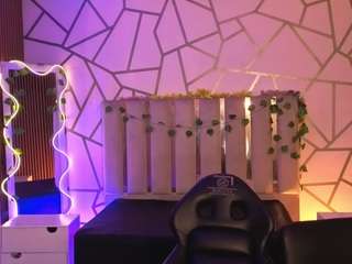 amhira-tay Sex Cam Show