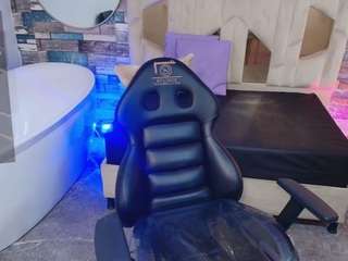 amhira-tay Sex Cam Show