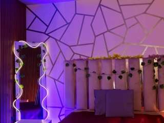amhira-tay live webcam show