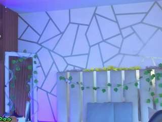 Amhira-tay's cam show statistics and live stream