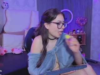 andrea-tay Sex Cam Show