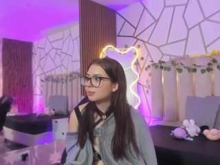 andrea-tay live webcam show