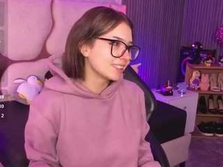 andrea-tay camsoda