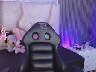 andrea-tay live cam preview