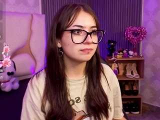 andrea-tay live cam preview
