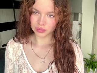 DelisaCalender live webcam show