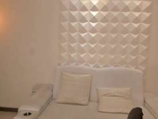 emmamonroex live webcam show