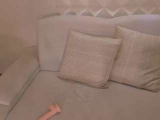 EmmaMonroeX live webcam show