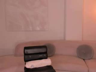 emylourens live webcam show