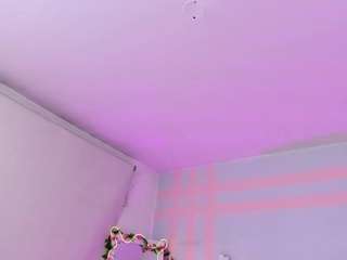 fiory-tay live cam on CamSoda