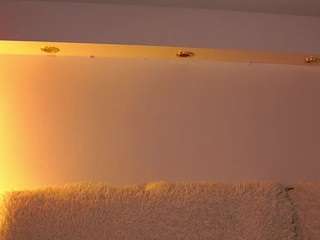 heynoirsam live webcam show