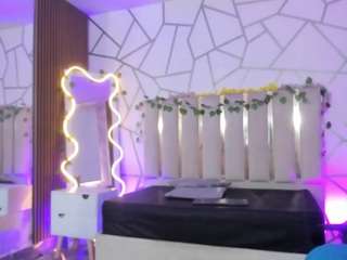 kolyn-tay live webcam show