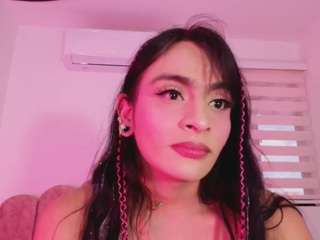 Malaia-thompson's cam show statistics and live stream