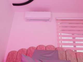 malaia-thompson Sex Cam Show