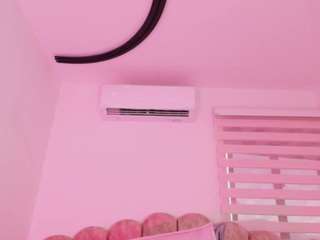 malaia-thompson Sex Cam Show