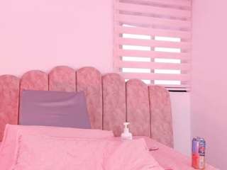 malaia-thompson live cam preview