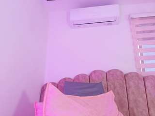 malaia-thompson live cam