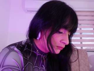 malaia-thompson Live Webcam on CamSoda