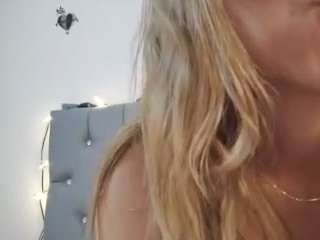 Live cam show with malusexyy