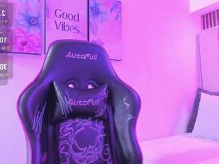 nina-haze's live room