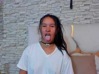 victoria-tay live webcam show