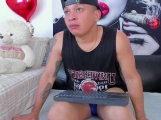 angelinefocus live cam preview