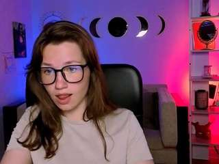 hanna-kiss3