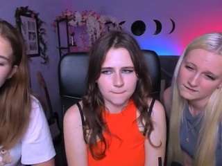 hanna-kiss3