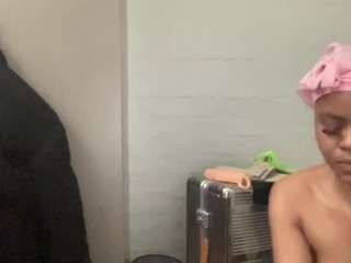 hotmelelo Sex Cam Show
