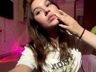 Live cam show with Aria