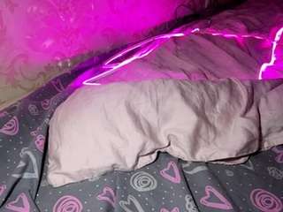 Aria live webcam show