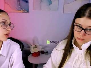 leila-moon1