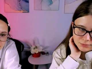 leila-moon1