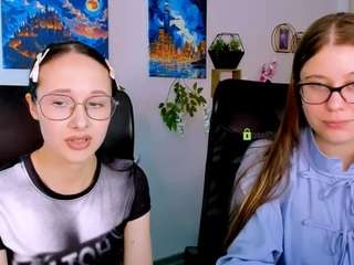 leila-moon1