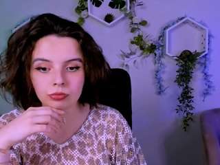 leila-moon1