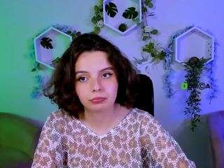 leila-moon1