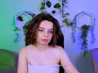 leila-moon1
