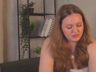 missbadtiming live webcam show