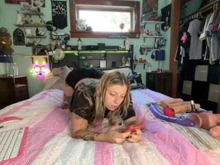 bittybrat333 Sex Cam Show