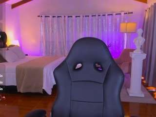 MaddisonFox live cam preview