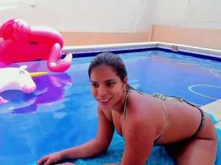 magiic-brunette