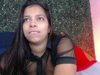 magiic-brunette's live room