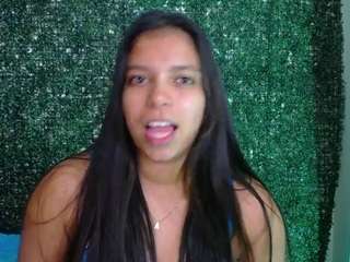 magiic-brunette