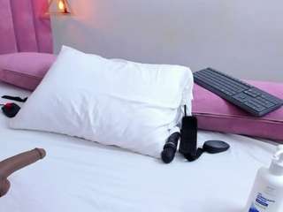 megansaaenz Sex Cam Show