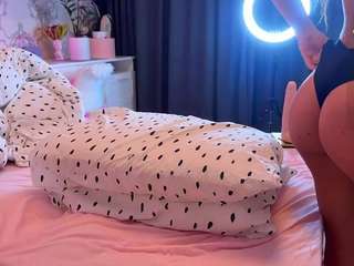 MyNaomi live webcam show