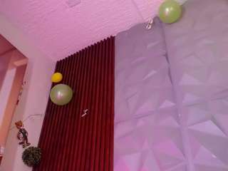 sara-harris7 live webcam show