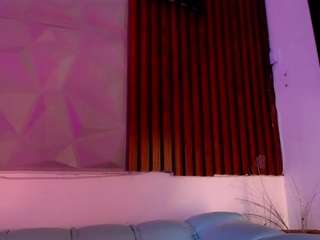 sara-harris7 live webcam show