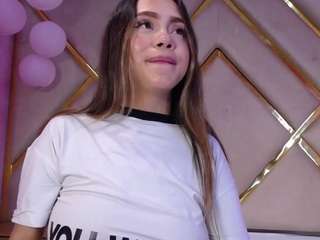 Sara-Harris7