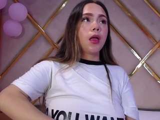 Sara-Harris7 live cam preview